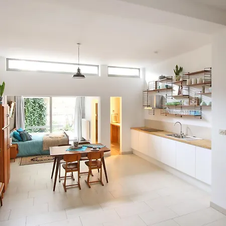 Lounge In The Intimate Urban Garden At A Retro Getaway Ghent